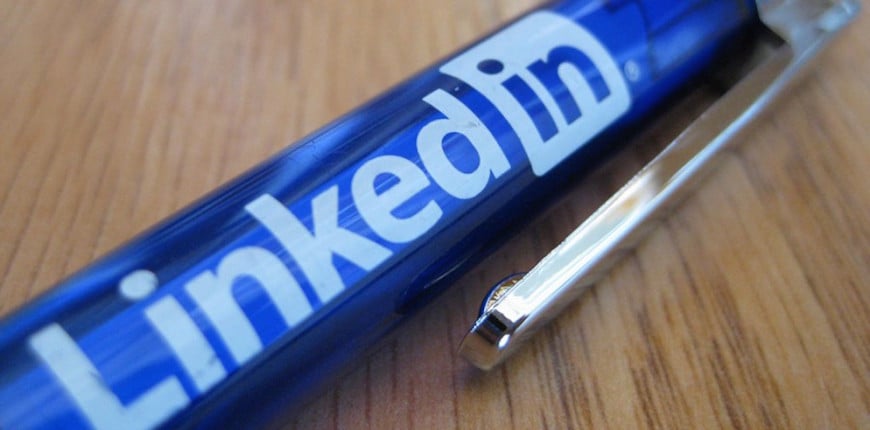 Using LinkedIn Groups to Engage the B2B Buyer