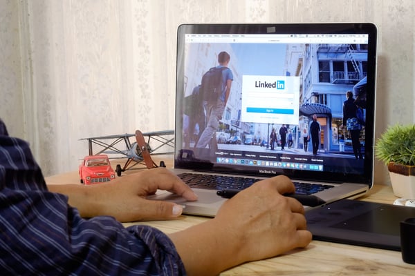 how to write your LinkedIn profile